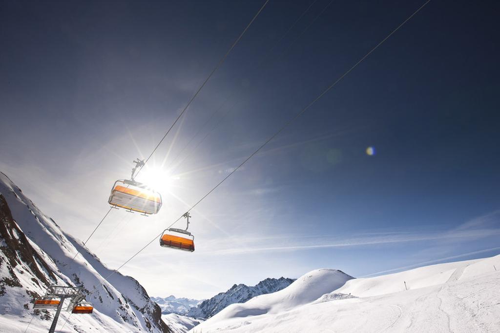 Hotel Des Alpes Замнаун Экстерьер фото