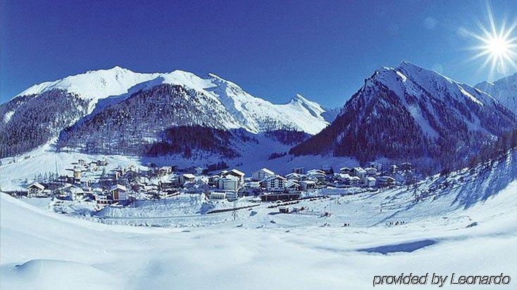 Hotel Des Alpes Замнаун Экстерьер фото